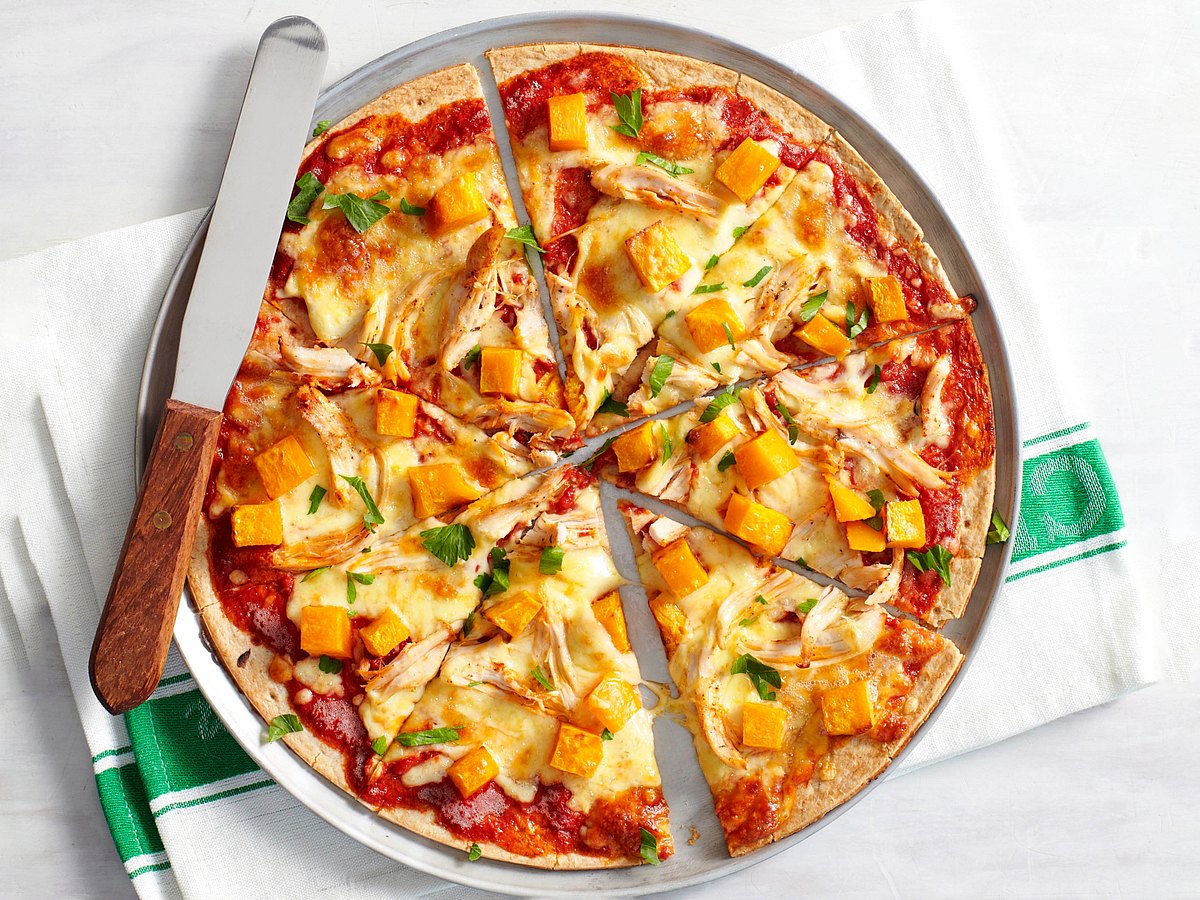 kuerbis pizza mit haehnchen lecker kids 03 2024id6403e2dcbleckerw1200rmsk